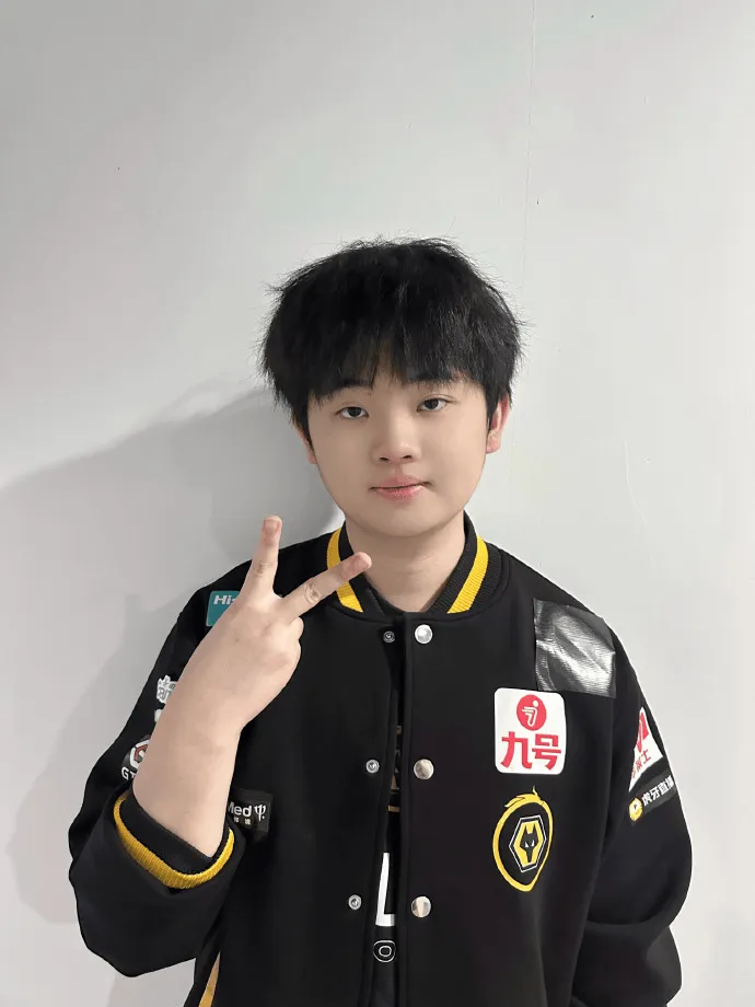 登上巅峰打野榜第一，皖皖发文展示：国一哪吒、镜、云缨